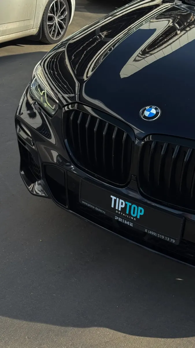 BMW X5 из нашего портфолио: полировка и керамика кузова