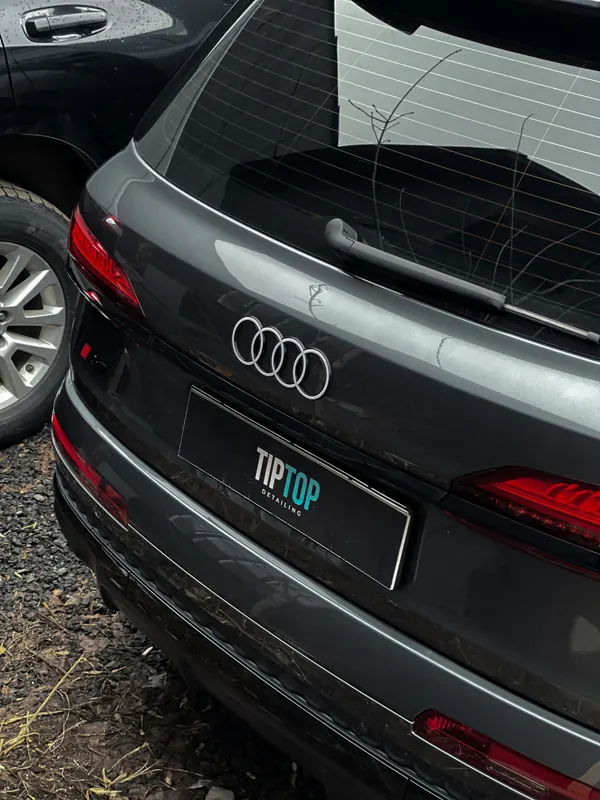 Audi Q7 после оклейки