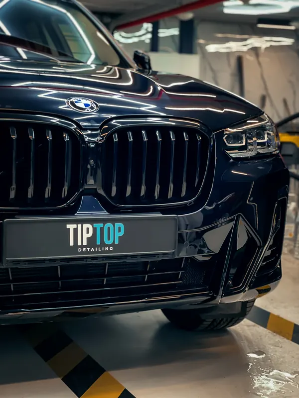 BMW X3. Решётка и передний бампер