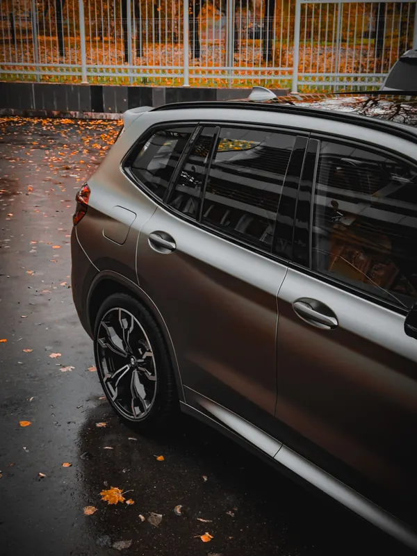 BMW X3 M. Двери и задние крылья в матовой плёнке