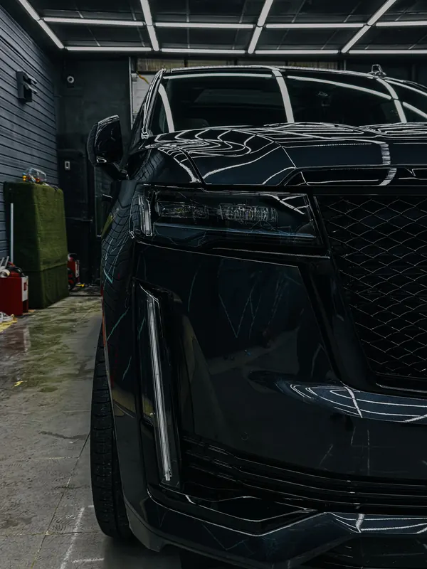 Cadillac Escalade 2023 — работа студии «Тип Топ»