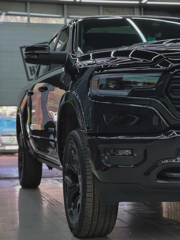 Dodge RAM 1500 в студии