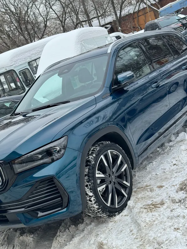 Geely Monjaro — работа студии «Тип Топ»