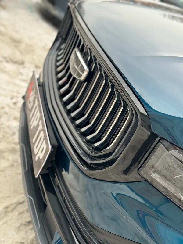 Geely Monjaro. Решётка радиатора после антихрома