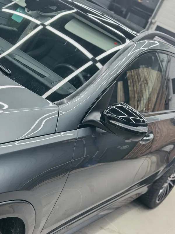 Mercedes-Benz GLE. Зеркало после оклейки