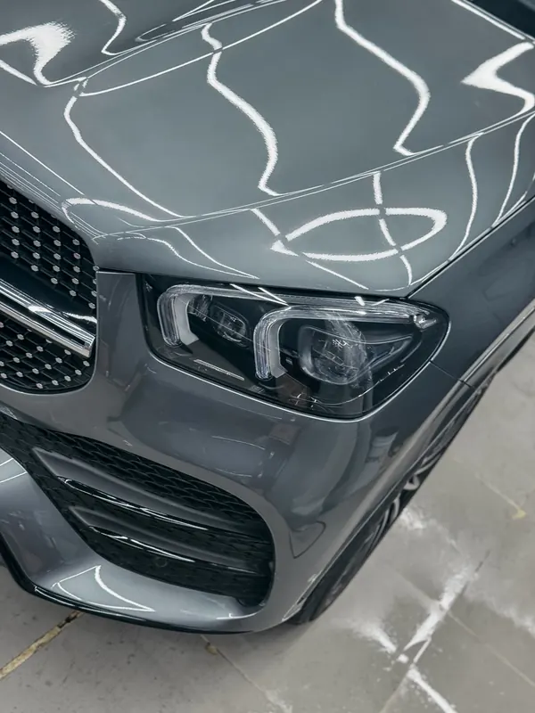 Mercedes-Benz GLE. Фара и крыло под плёнкой