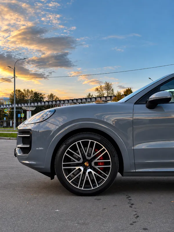Porsche Cayenne Turbo S — работа студии «Тип Топ»