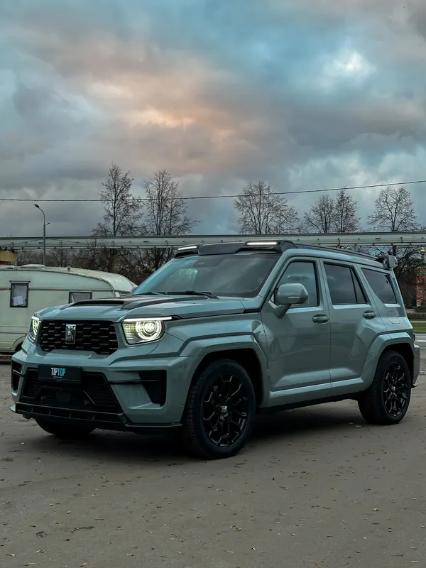 Tank 700 Edition One — работа студии «Тип Топ»